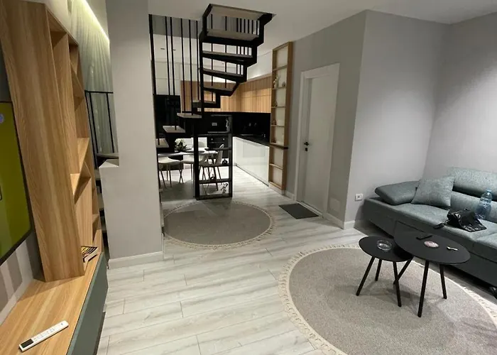 Duka 62 Embassy Block Vila *