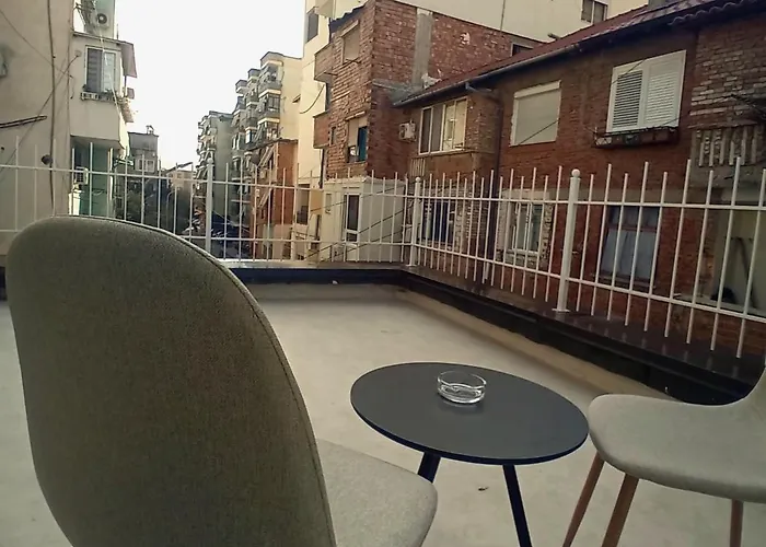 Duka 62 Embassy Block Vila Tirana